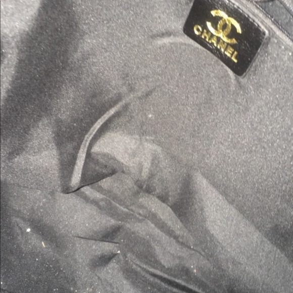 selling a New Chanel Bag only Used once - Picture 3 of 3